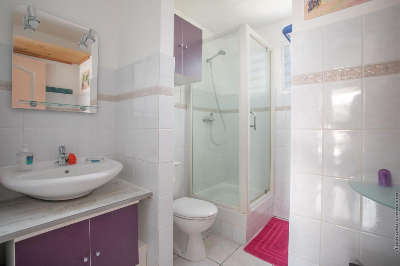T2 Pitaya, Trois-Ilets Vue Mer เลส์ทรัวส์-ซีเลต์ ภายนอก รูปภาพ
